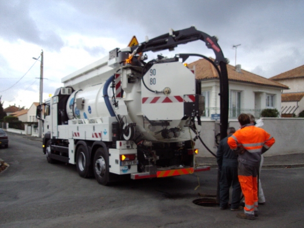 Oriad Poitou Charentes - Intervention La Rochelle Niort - Recycleur Hydrocurage